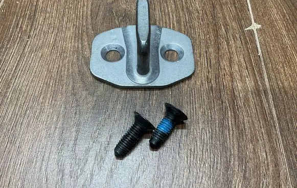 Mercedes-Benz E W213 Front door lock loop/hook striker A0997230500