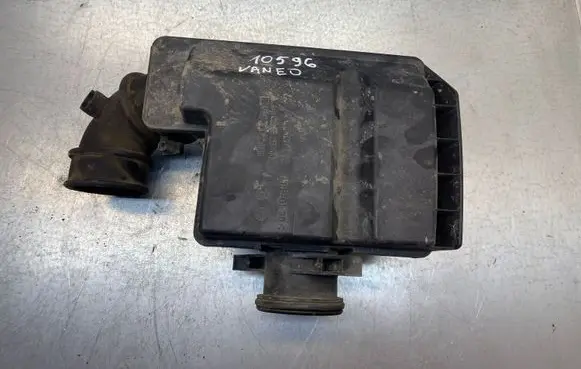 Mercedes-Benz Vaneo W414 Intake resonator A1661410190 96617003 4608127989