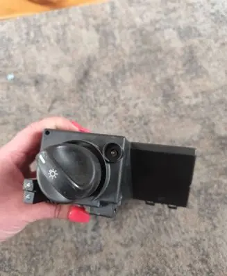 Mercedes-Benz CLK A208 C208 Light switch 2105451404