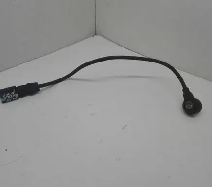 Audi A4 S4 B6 8E 8H Detonation knock sensor 06D905377