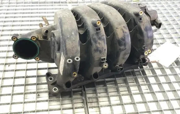 Opel Zafira B Intake manifold 2900313849