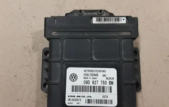 Volkswagen Touareg I Gearbox control unit/module 09D927750BM