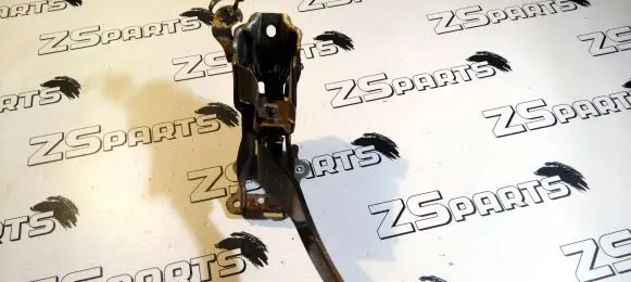 Nissan Patrol Y61 Clutch pedal 