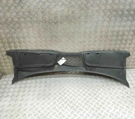 Wiper trim