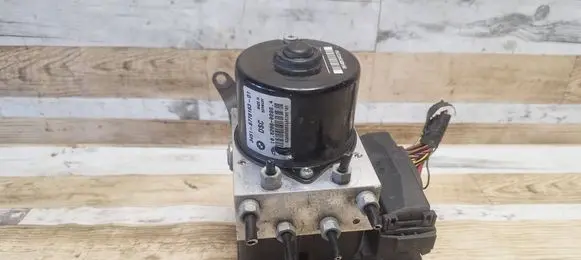 BMW 1 E81 E87 ABS Pump 6778164 00402337D1 10096008343