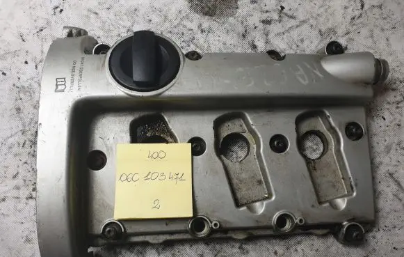 Audi A6 S6 C5 4B Rocker cam cover 06C103471