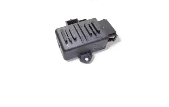 Volkswagen Caddy Seat heating relay 1K0959772