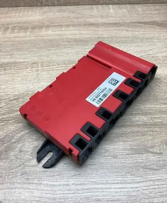 BMW 3 F30 F35 F31 Battery control module 9227752 922775204