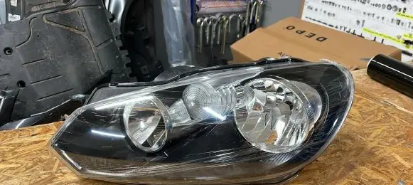 Volkswagen Golf VI Headlight/headlamp