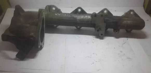 Opel Vivaro Intake manifold 8201082165