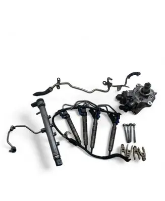 Mercedes-Benz E W213 Fuel injection system set A6540700187 A6540700095 A6540700001