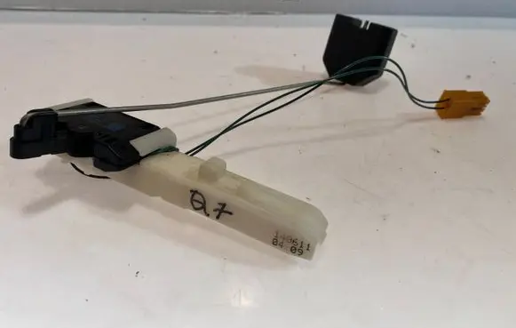 Audi Q7 4L Fuel level sensor 7L8919673