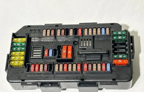 BMW 1 F20 F21 Fuse module 9224879 61149224879 922487904