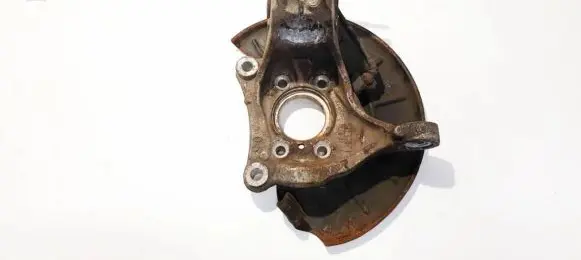 Volkswagen PASSAT B6 Front wheel hub
