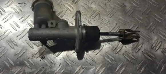 Mitsubishi Carisma Clutch master cylinder