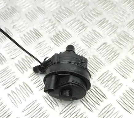BMW 2 G42 Electric auxiliary coolant/water pump 8651287