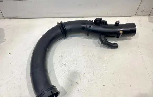 Mercedes-Benz A W169 Intercooler hose/pipe A2660980189 A0051535028