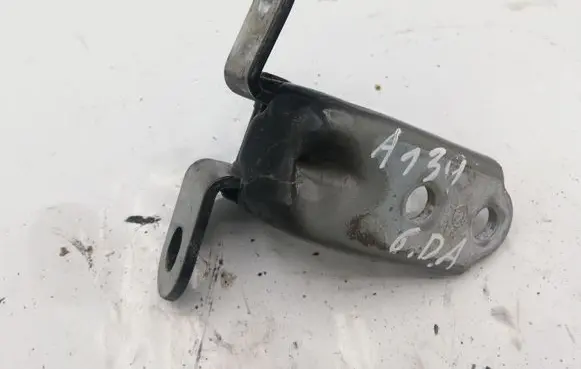 Hyundai ix20 Rear door lower hinge NOCODE