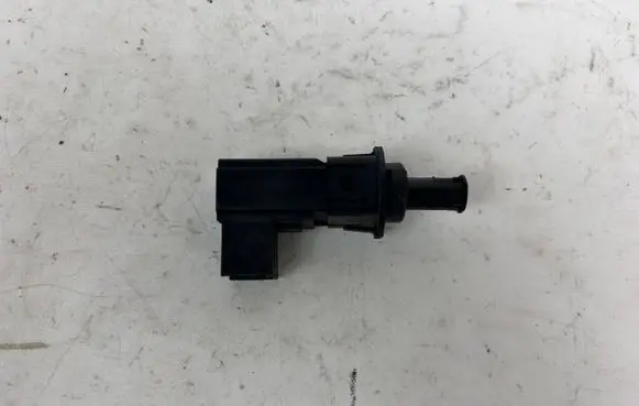 Dodge Durango III Brake pedal sensor switch 68078700AE