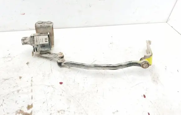 Headlight/headlamp level sensor