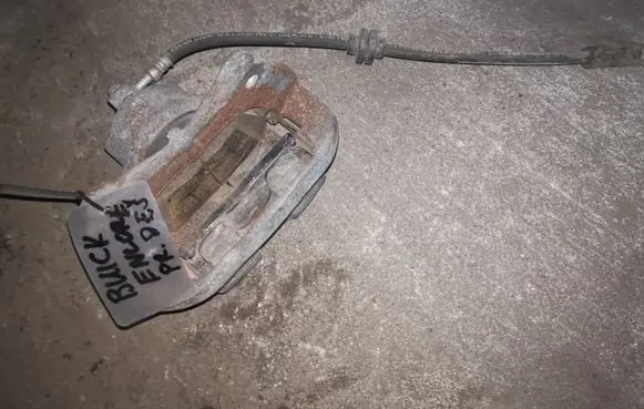 Buick Encore I Front brake caliper