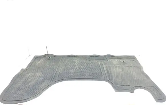 Iveco Daily 35.8 - 9 Front floor mat 