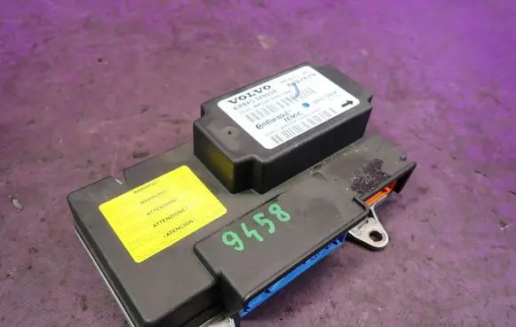 Volvo V50 Airbag control unit/module 