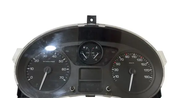 Citroen Berlingo Speedometer (instrument cluster) 555001310104