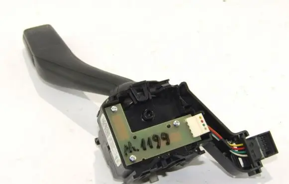 Volkswagen Caddy Light switch 1K0953513