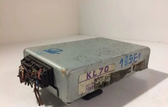 Mazda Xedos 6 Gearbox control unit/module 189E1