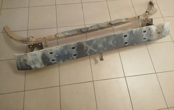 Front bumper cross member