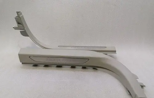 Jaguar I-Pace Front door trim (molding) J9D313201A