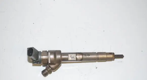 Fuel injector