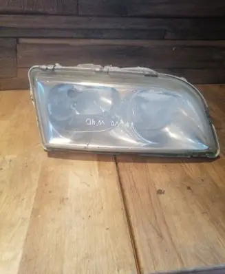Volvo S40, V40 Headlight/headlamp