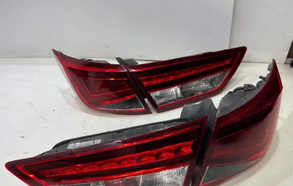 Seat Leon (5F) Rear/tail lights set 5F9945208A