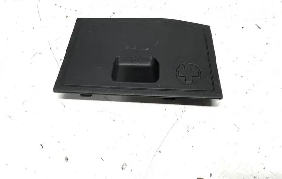 Audi A4 S4 B8 8K Battery box tray cover/lid 8K1819424