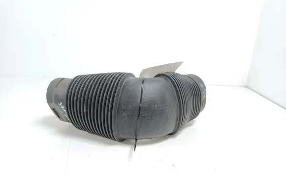 Mini Cooper Countryman R60 Air intake duct part 13717812951