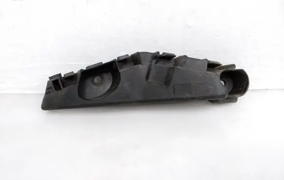 Volkswagen Amarok Front bumper mounting bracket 2H0807183B