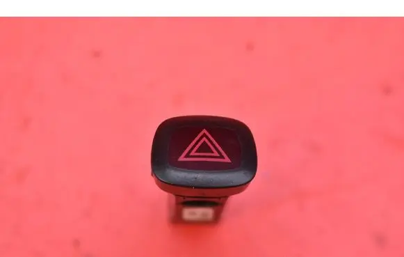 Volvo V40 Hazard light switch 9123682
