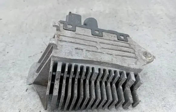 Audi A2 Coolant fan relay 8Z0959501898981000