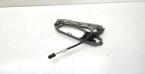 Rear door exterior handle/bracket