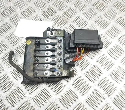 Volkswagen Amarok Fuse module 2H0937550F
