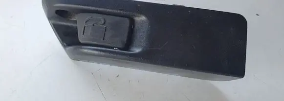 Toyota Yaris Fuel tank opening switch 