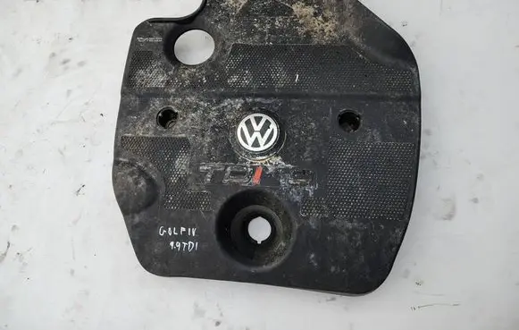 Engine cover (trim)