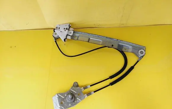 Smart ForFour I Rear door manual window regulator 