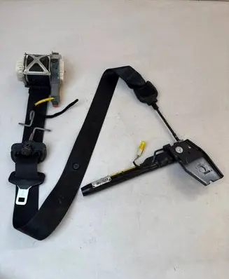 Alfa Romeo Giulietta Front seatbelt 01561017500