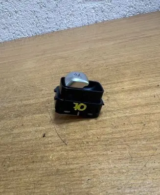 Mercedes-Benz E W238 Tailgate opening switch A2229050509