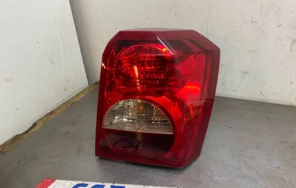 Dodge Caliber Rear/tail lights 05303880AI 10502710