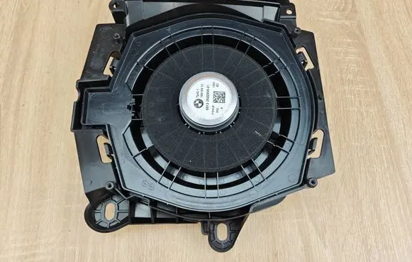 BMW 4 G22 G23 G24 G26 Subwoofer speaker 2622565
