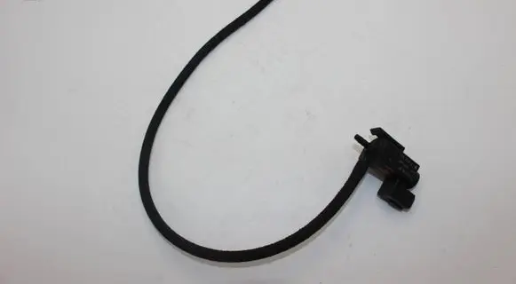 BMW X3 F25 Turbo solenoid valve 7810831 70231800 12T046